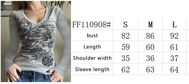 T-shirt imprimé graphique en strass.