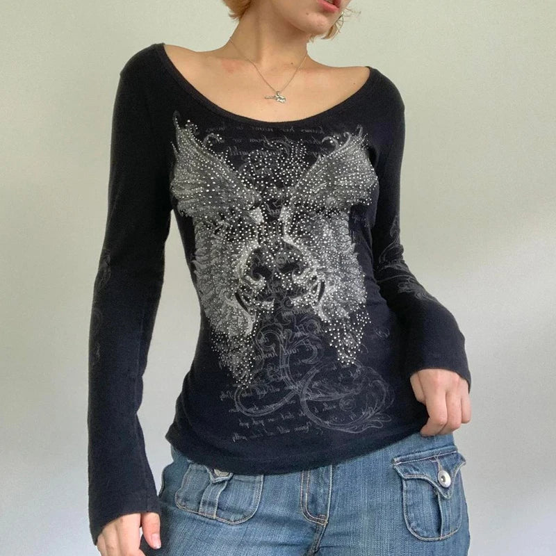 T-shirt imprimé graphique en strass.
